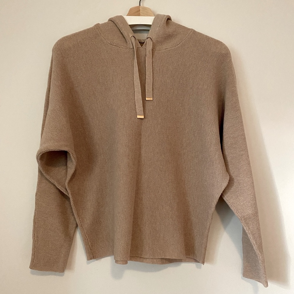 Knitted hoodie